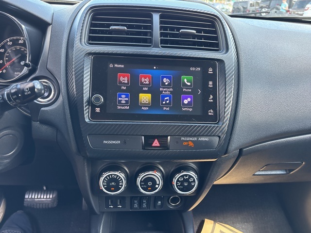 Vehicle image 16 of 22