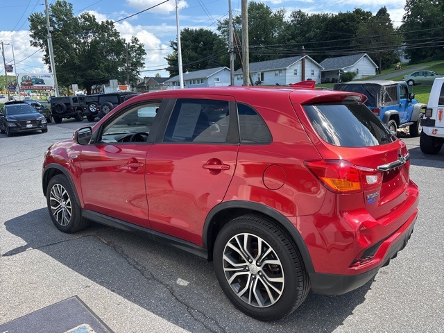Vehicle image 6 of 22