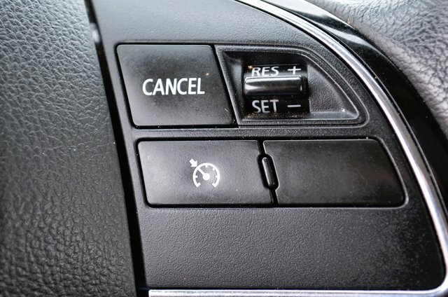 Vehicle image 19 of 35