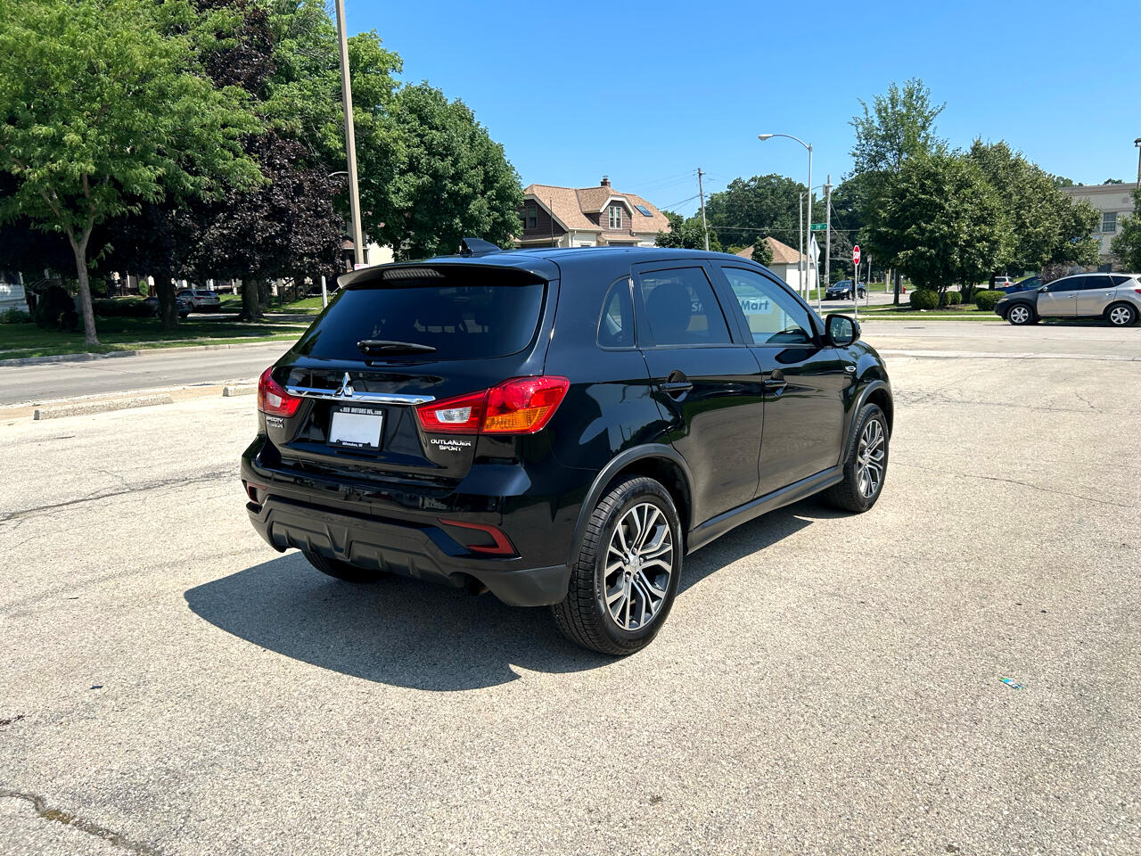 Vehicle image 4 of 16