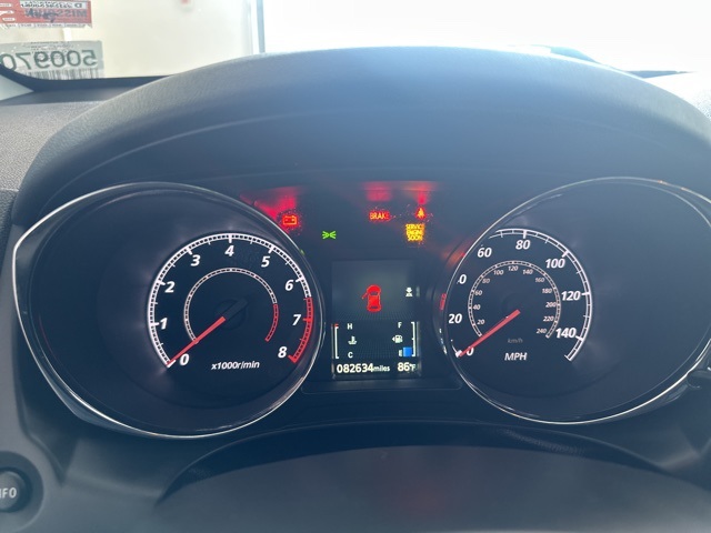 Vehicle image 18 of 32
