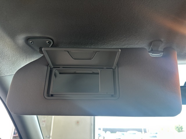 Vehicle image 32 of 32