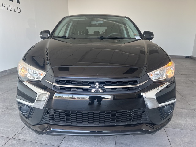 Vehicle image 2 of 32