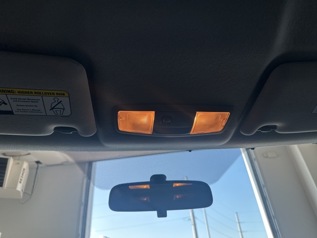 Vehicle image 31 of 32