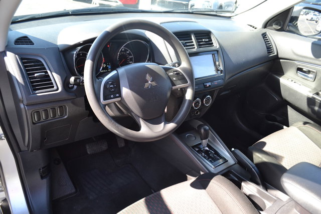 Vehicle image 5 of 19