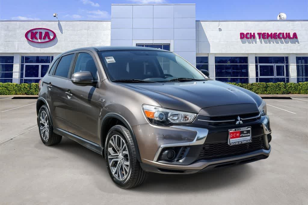 2019 Mitsubishi Outlander Sport ES 2.0 Image 3 of 27