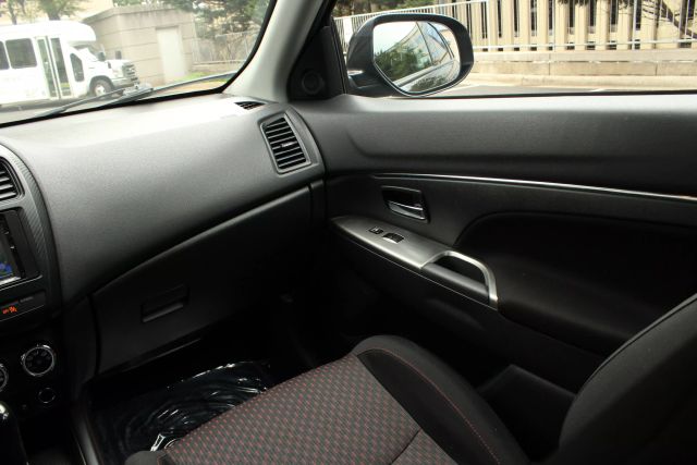 Vehicle image 24 of 41