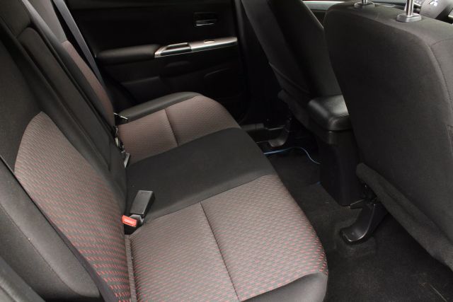 Vehicle image 27 of 41