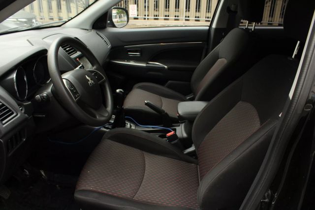 Vehicle image 15 of 41