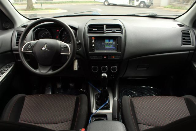 Vehicle image 22 of 41