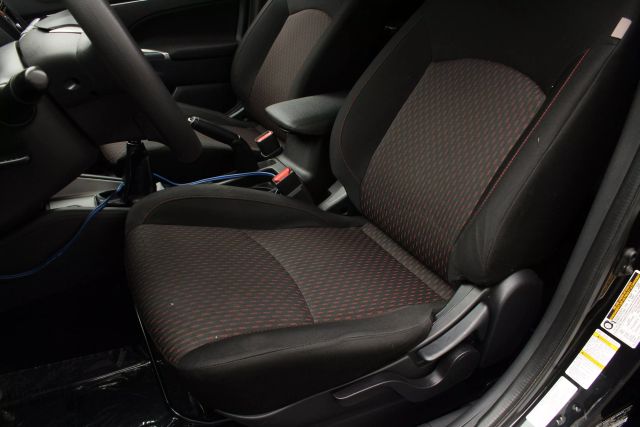 Vehicle image 17 of 41