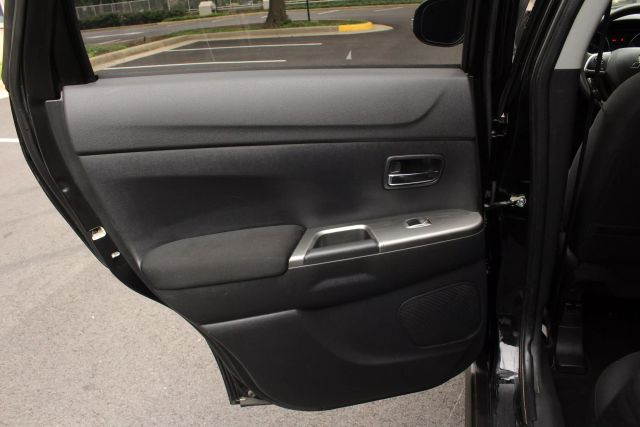 Vehicle image 18 of 41