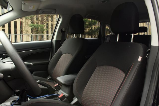 Vehicle image 16 of 41
