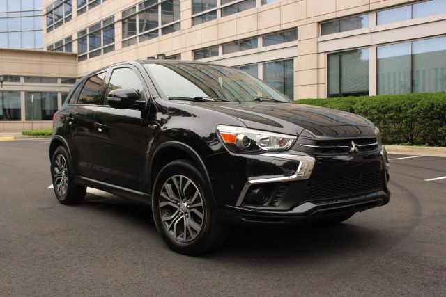 Vehicle image 2 of 41