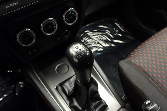 Vehicle image 39 of 41