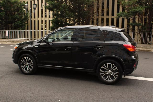 Vehicle image 6 of 41