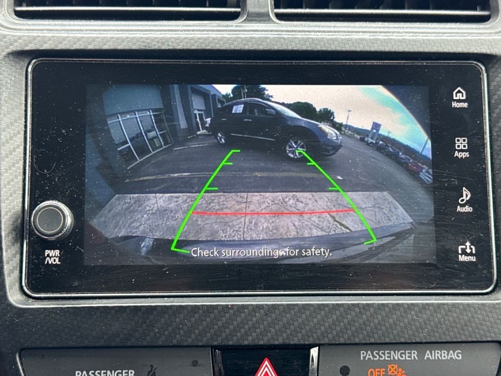 Vehicle image 19 of 21
