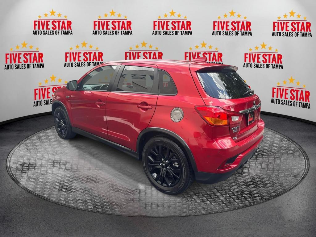 Vehicle image 8 of 28