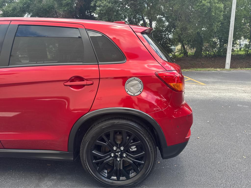 Vehicle image 6 of 28