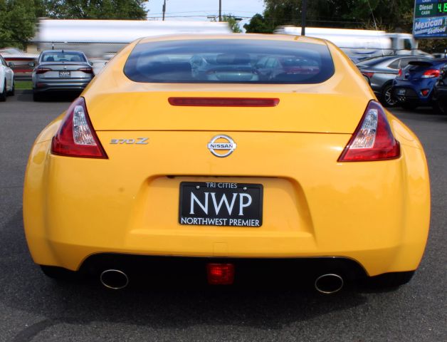 Vehicle image 3 of 11