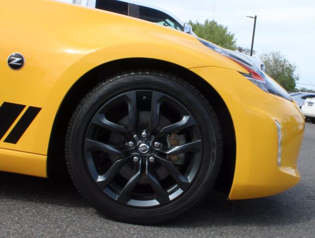 Vehicle image 11 of 11