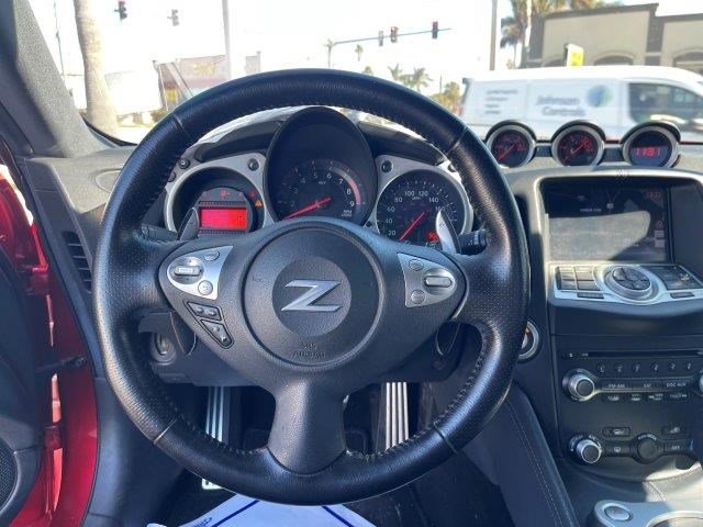 Vehicle image 15 of 16