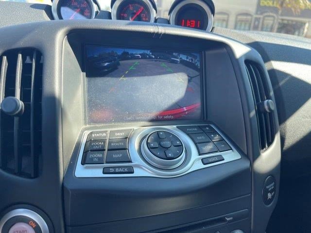 Vehicle image 13 of 16