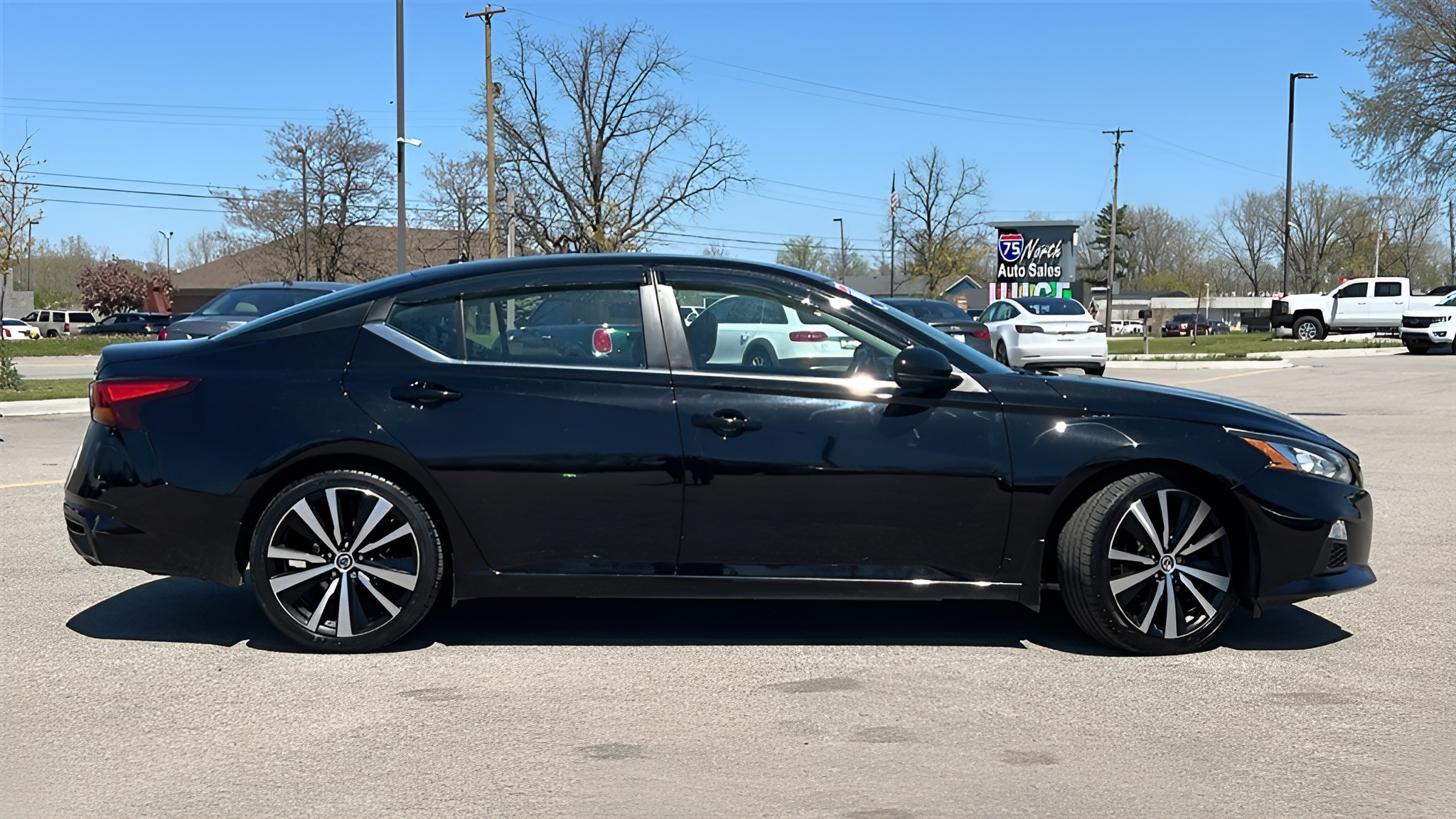 Vehicle image 45 of 49