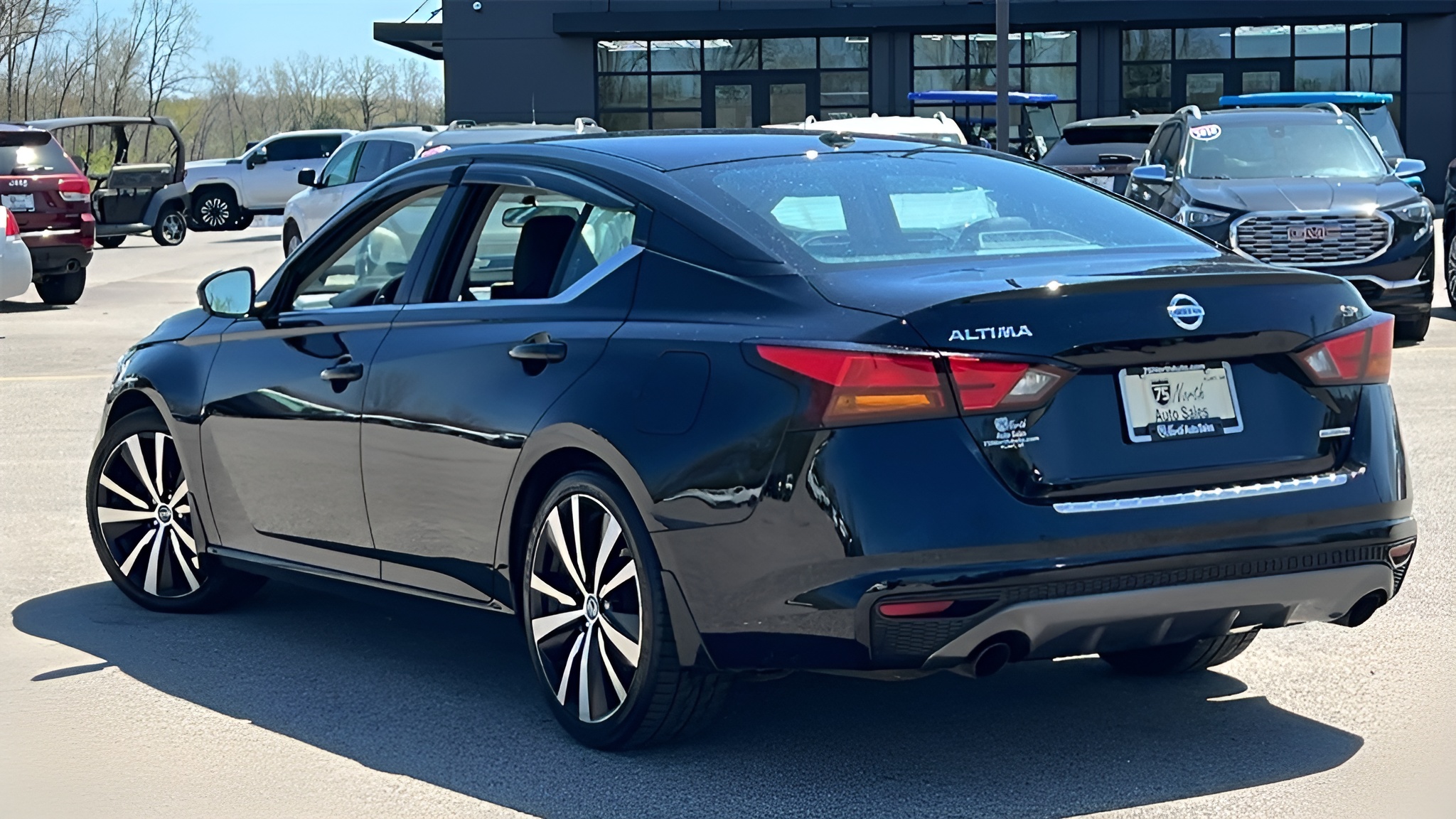 Vehicle image 48 of 49