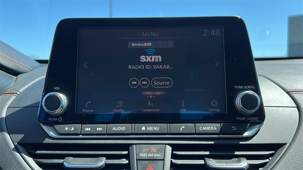 Vehicle image 26 of 49