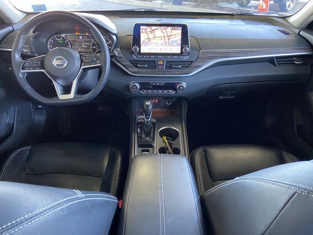 2019 Nissan Altima 2.5 Platinum Image 11 of 31