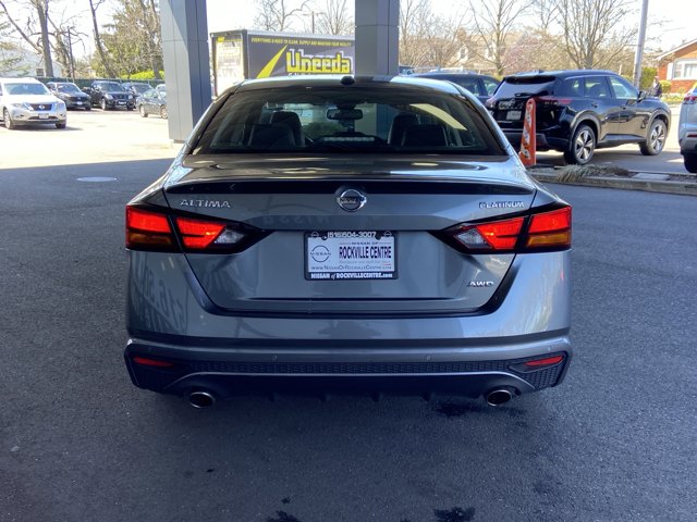 2019 Nissan Altima 2.5 Platinum Image 7 of 31