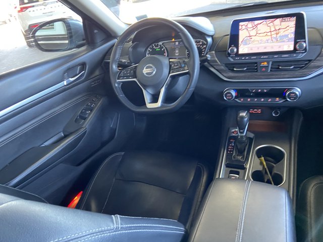 2019 Nissan Altima 2.5 Platinum Image 13 of 31