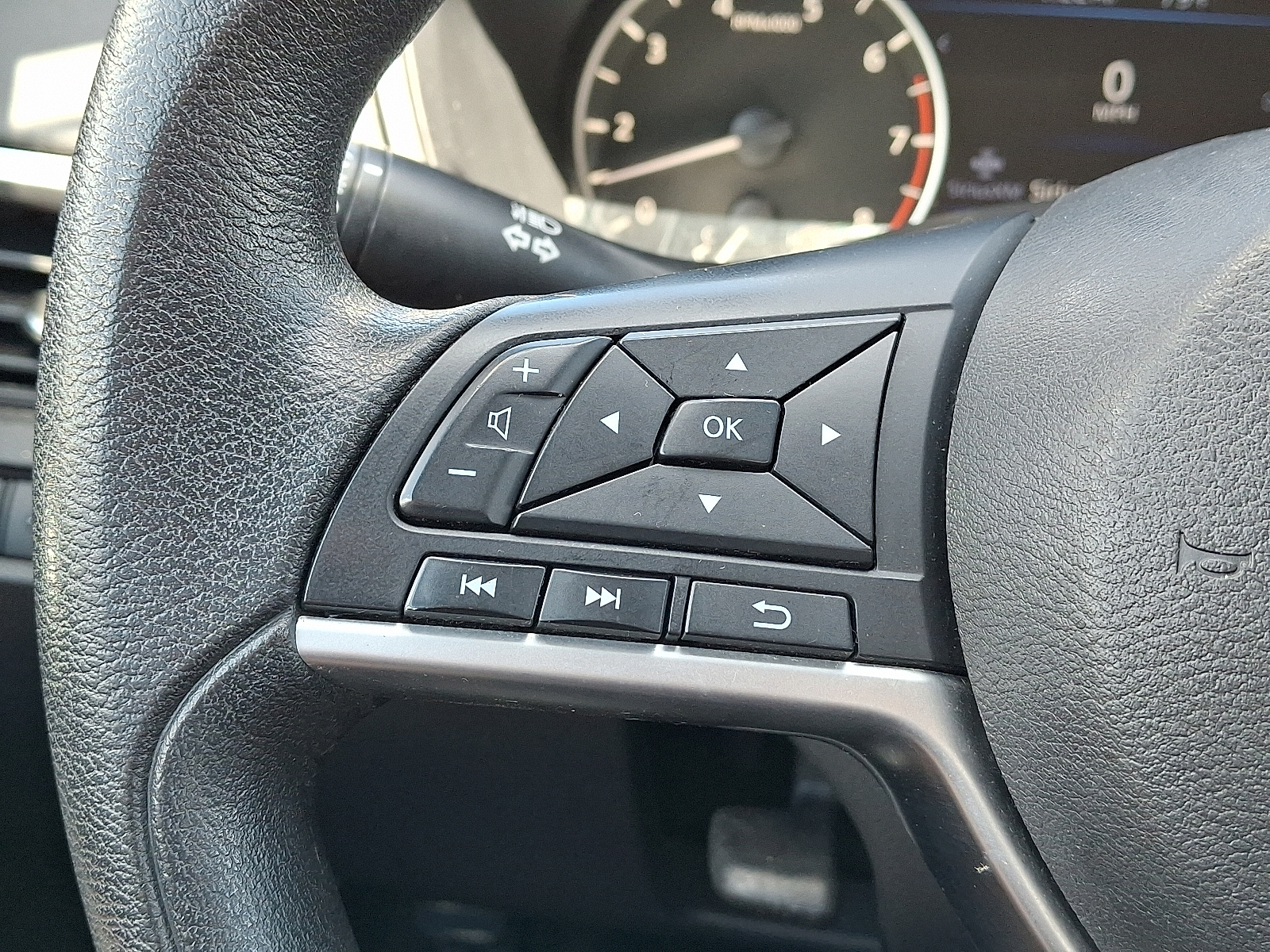 2019 Nissan Altima 2.5 S Image 26 of 29