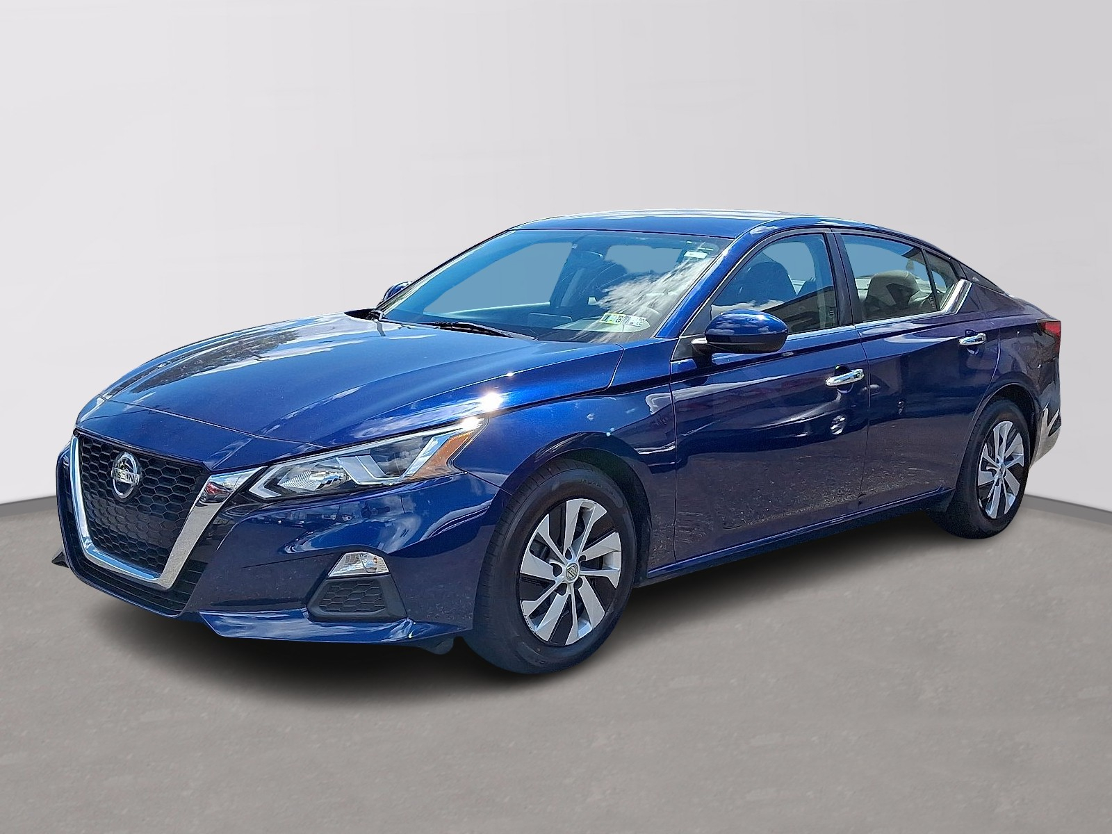 2019 Nissan Altima 2.5 S Image 1 of 29