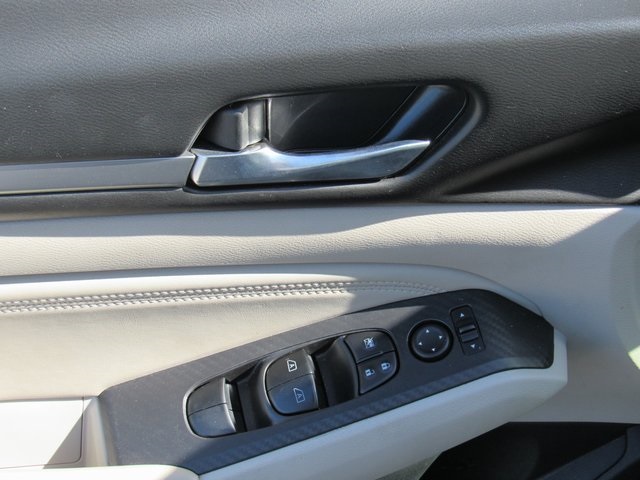 2019 Nissan Altima 2.5 SL Image 34 of 37