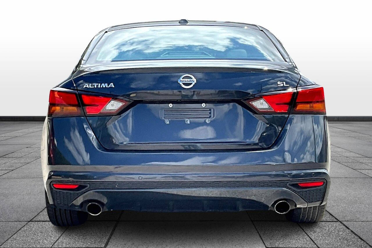 2019 Nissan Altima 2.5 SL Image 5 of 33