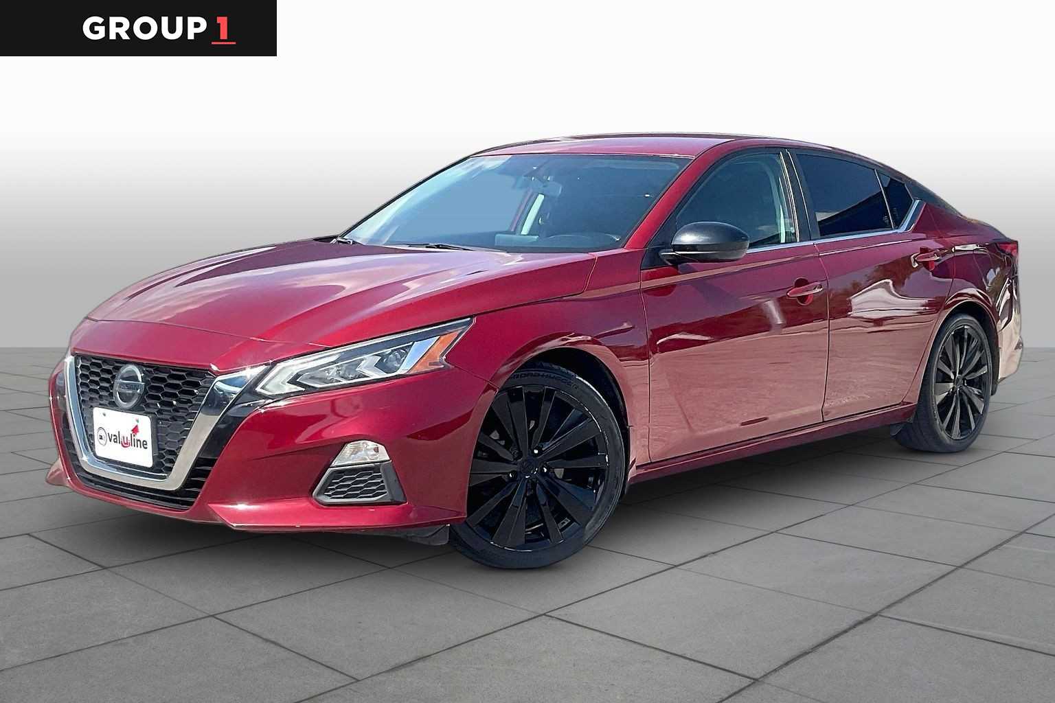 2019 Nissan Altima 2.5 SR Image 1 of 33