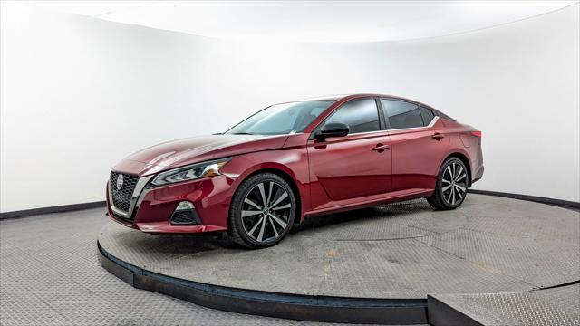 Vehicle image 2 of 29
