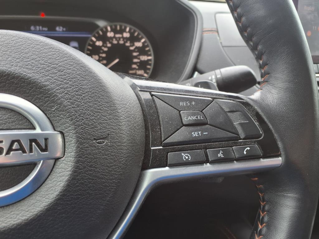 2019 Nissan Altima 2.5 SR Image 13 of 15