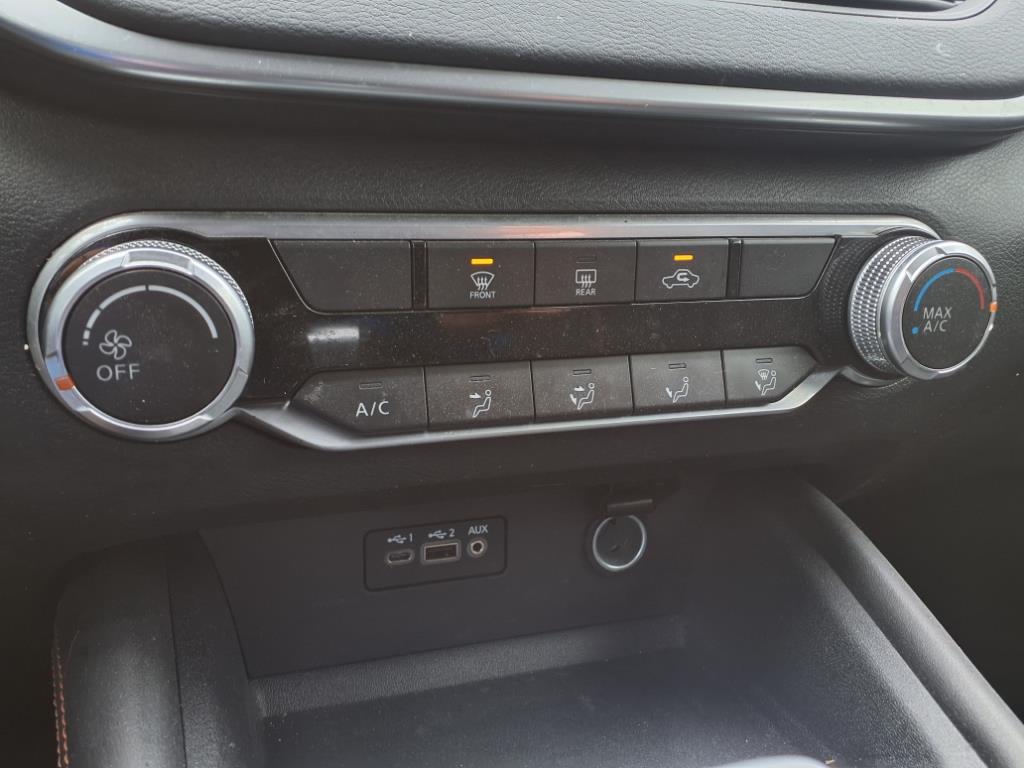 2019 Nissan Altima 2.5 SR Image 11 of 15