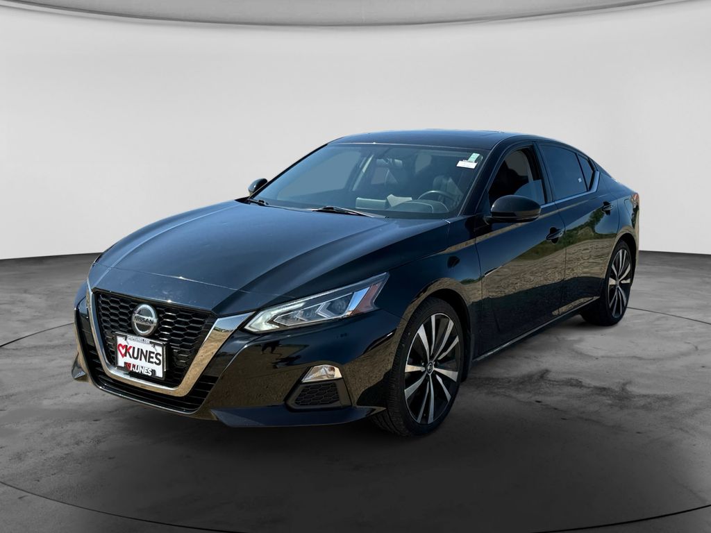 2019 Nissan Altima 2.5 SR Image 1 of 46