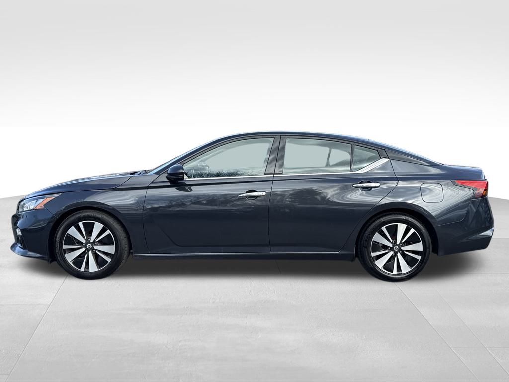 2019 Nissan Altima 2.5 SV Image 8 of 31