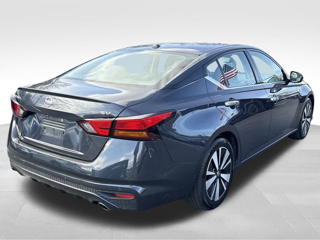 2019 Nissan Altima 2.5 SV Image 5 of 31