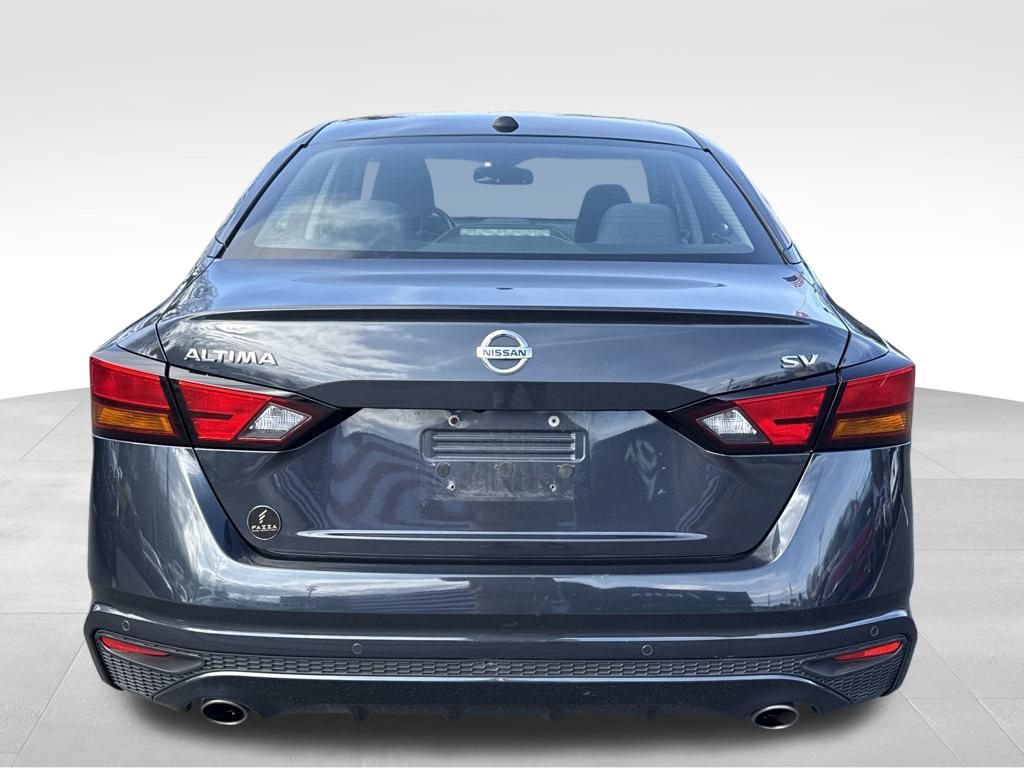 2019 Nissan Altima 2.5 SV Image 6 of 31