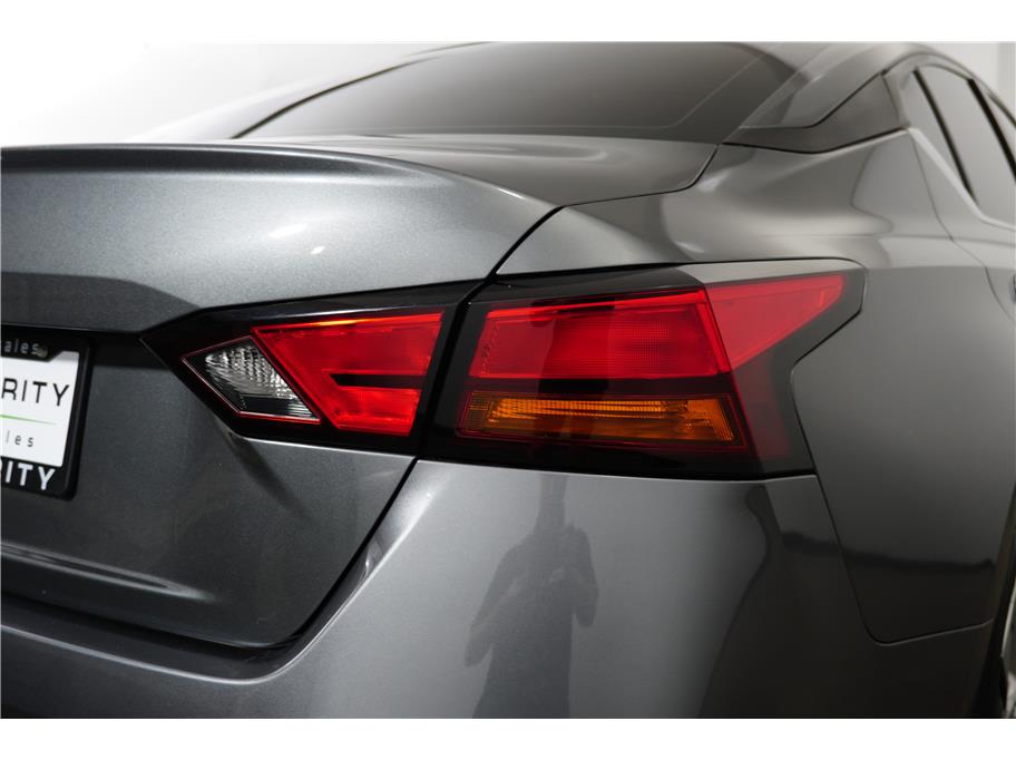 2019 Nissan Altima 2.5 S Image 26 of 27