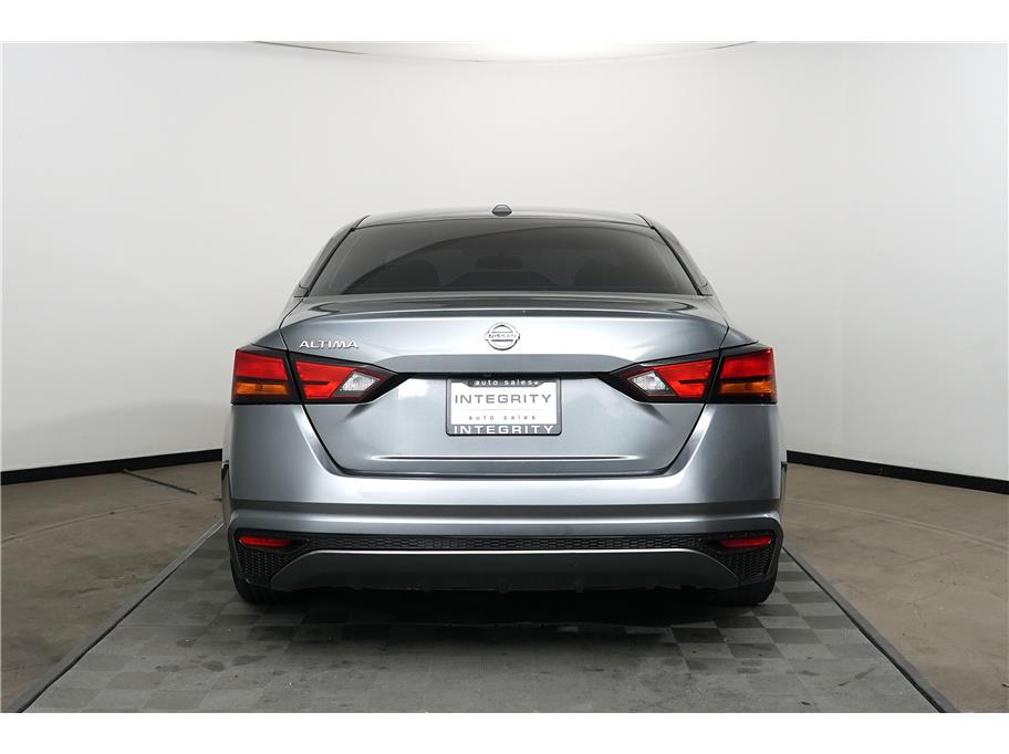 2019 Nissan Altima 2.5 S Image 6 of 27