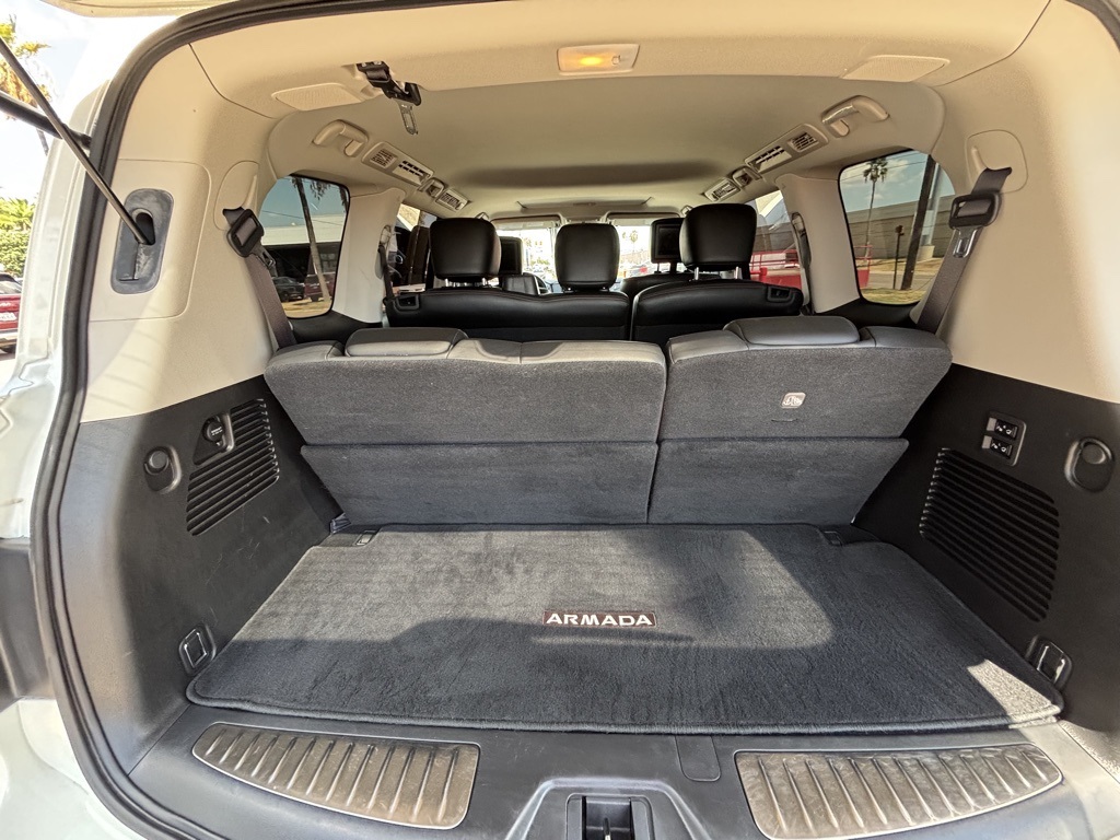 Vehicle image 8 of 22