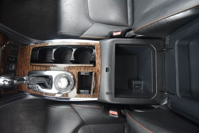Vehicle image 58 of 62