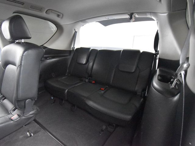 Vehicle image 33 of 62